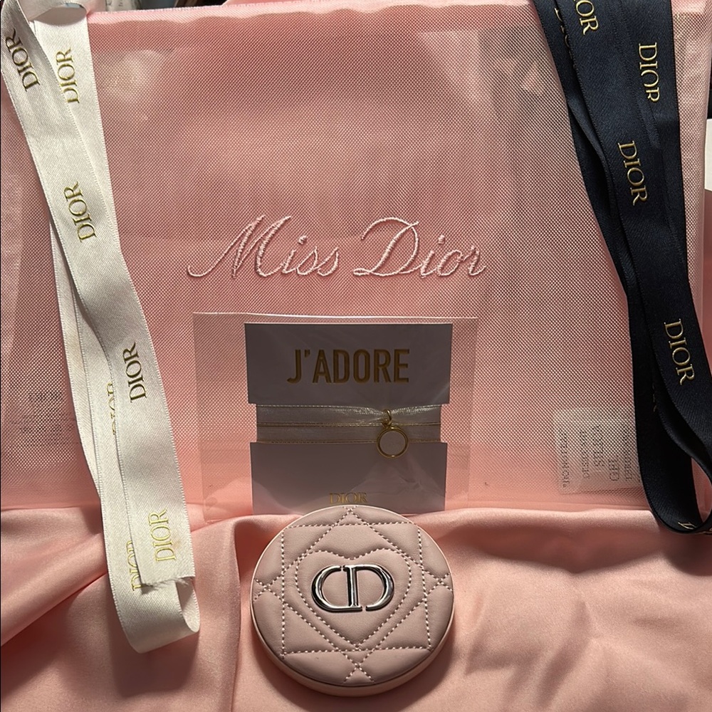 CHRISTIAN DIOR BEAUTY FIVE PIECE BUNDLE ALL NEW INCL RIBBON